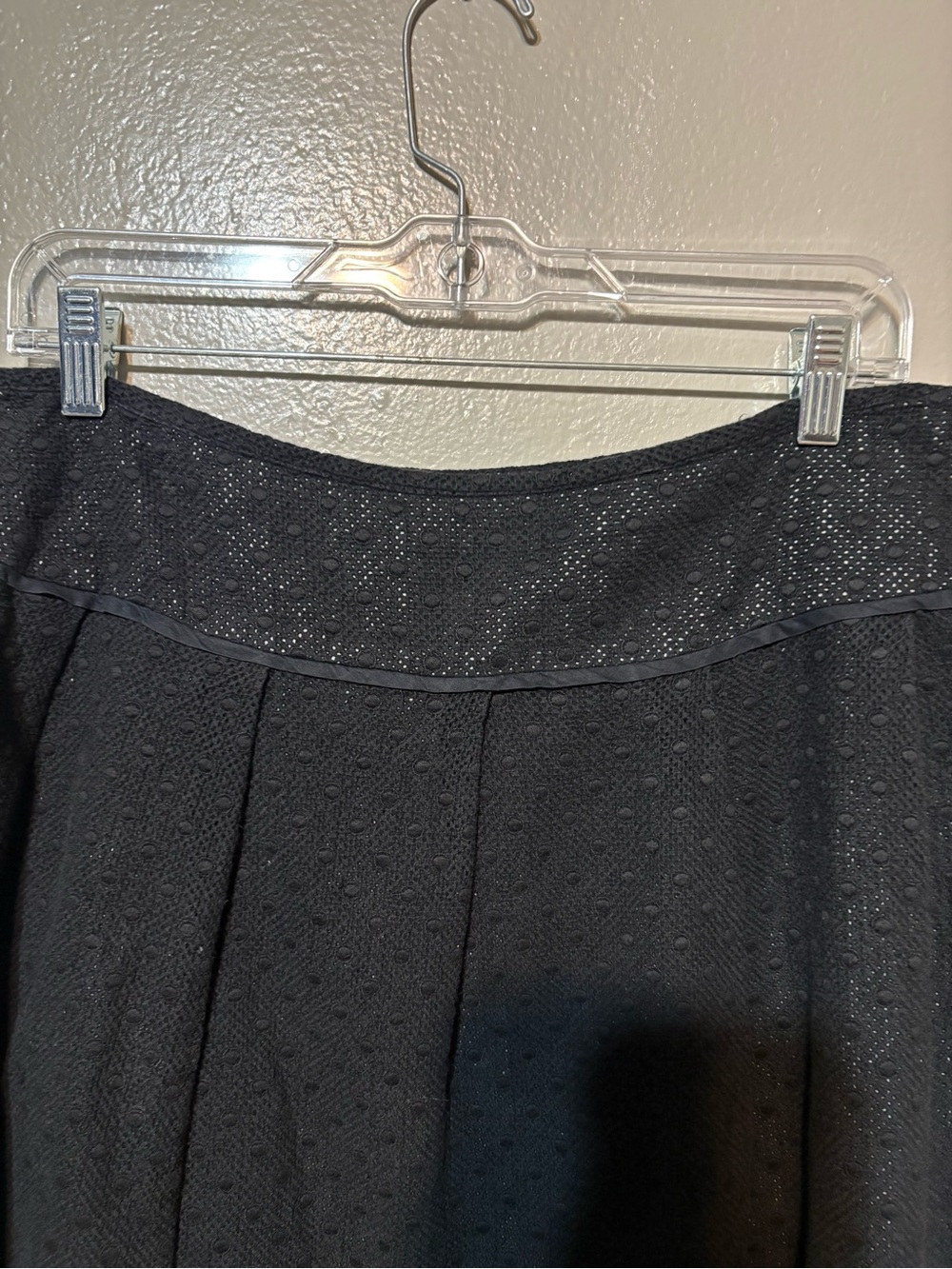 Adorable Classic Lined Black Women's Skirt Size 12P - Picture 4 of 14